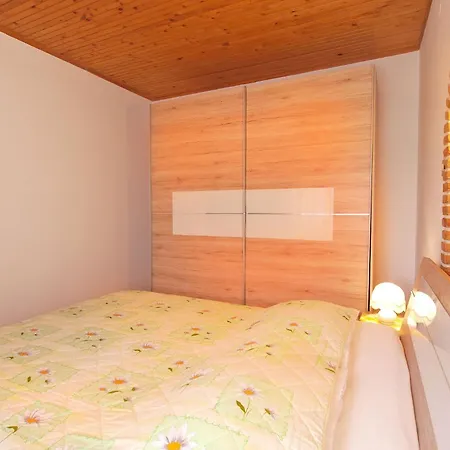 With Parking Space - 20781 Apartman Rovinj