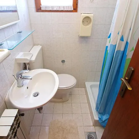 With Parking Space - 20781 Apartman *