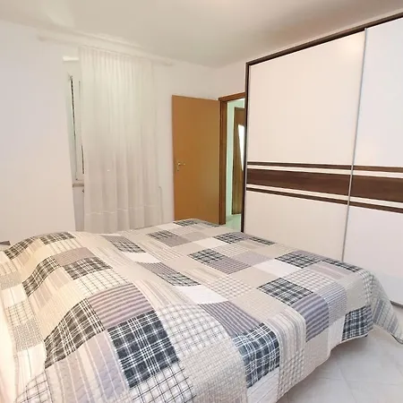 With Parking Space - 20781 Apartman *